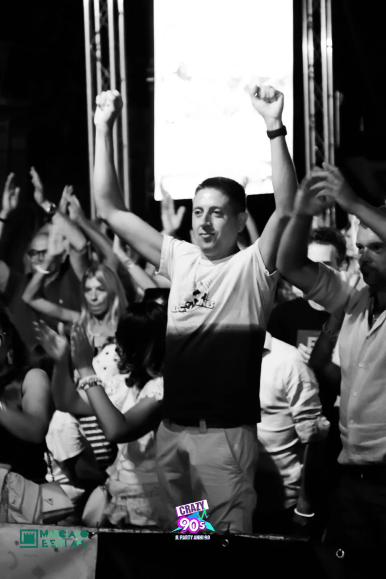CRAZY 90s – 22/08/2026 - 090